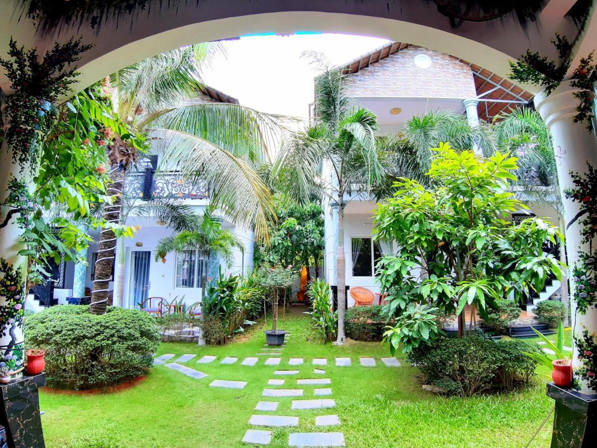 Phu Quoc Hotel Exterior photo